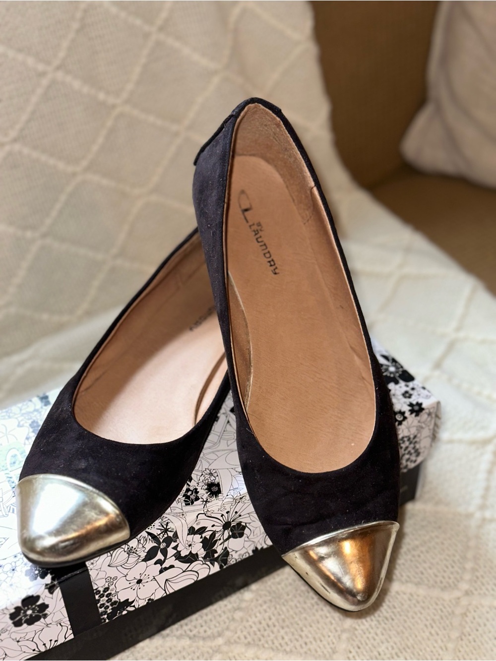 CL Laundry Ballet Flats